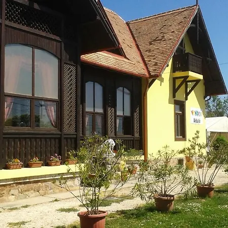 מלון דירות Vakacio Ueduelo רבפולופ