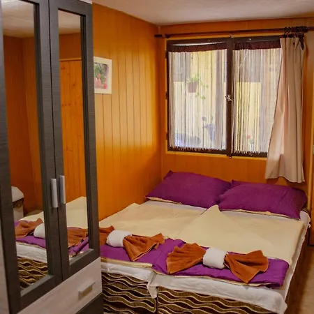 Vakacio Ueduelo *