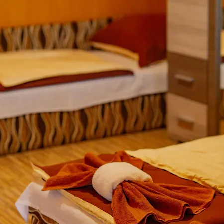 Vakacio Ueduelo 3*