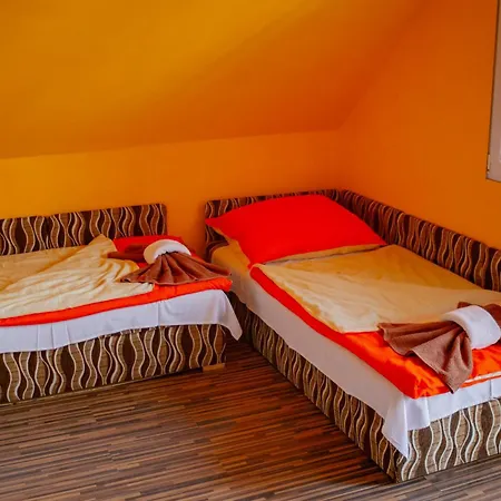 Vakacio Ueduelo 3* Ревфюлёп