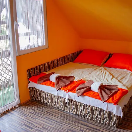 Vakacio Ueduelo 3*