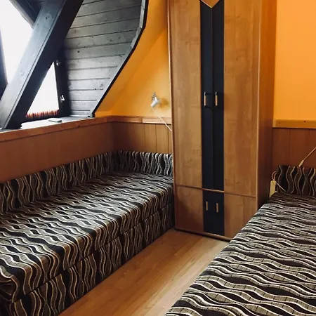 Vakacio Ueduelo Aparthotel Révfülöp