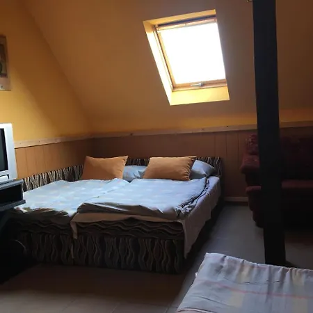 Vakacio Ueduelo Apart Otel Révfülöp